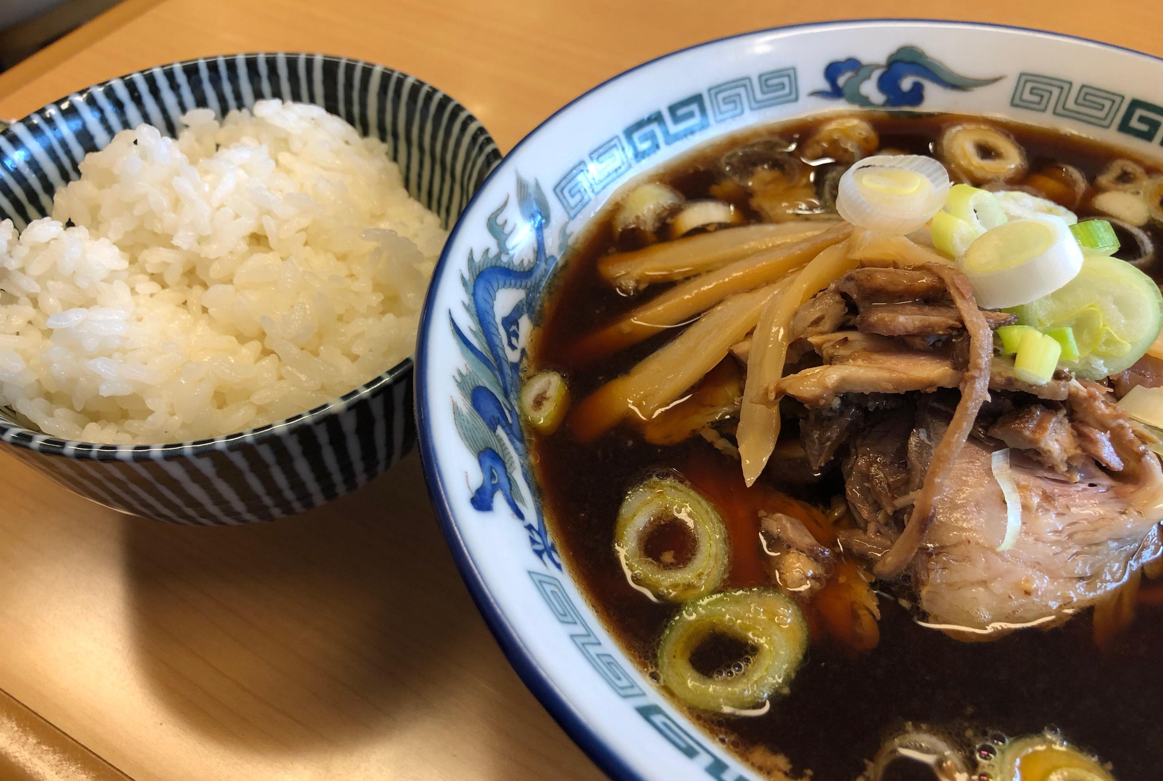 伝統のブラックラーメン”喜八”のマニュアルを作成してみた